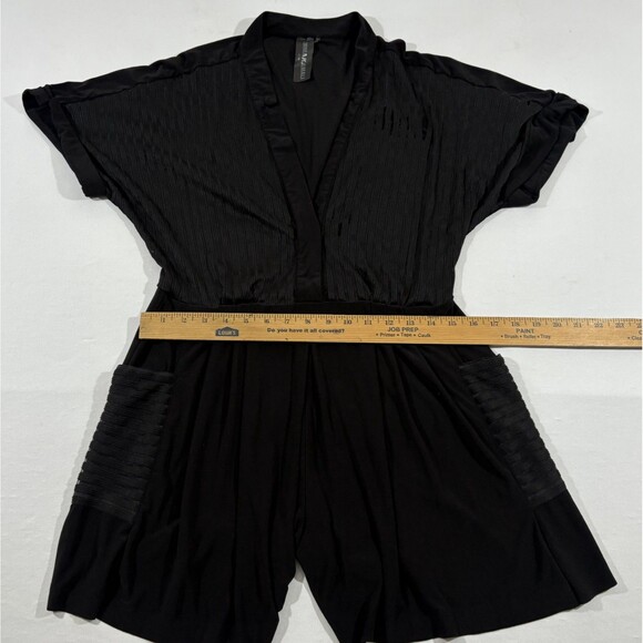 HOLES NORMA KAMALI Womens Deep V Neck Black Geralyn Poly Romper Jumpshorts Sz M - Picture 7 of 14